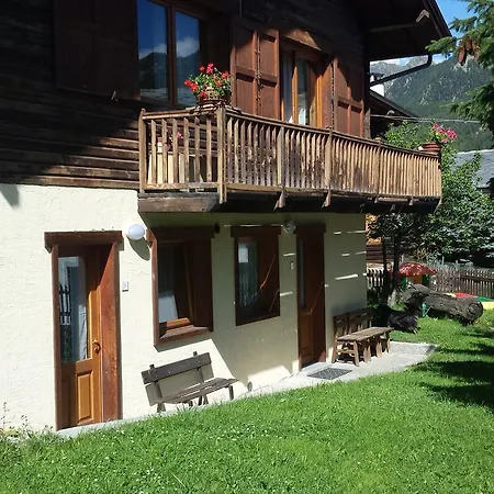 Family Le 3* Champoluc